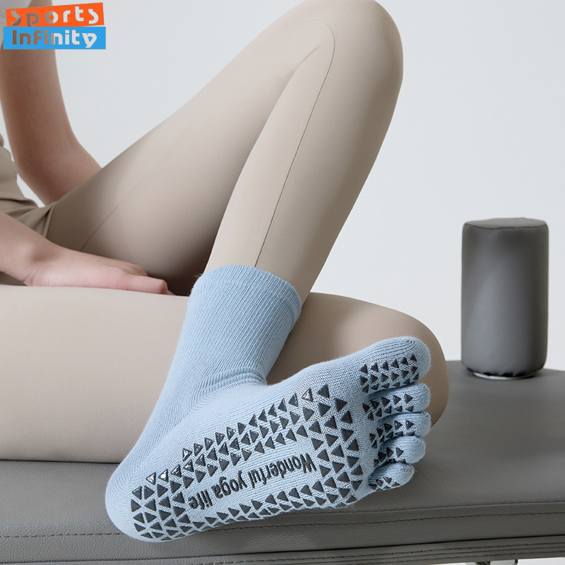 Модные носки для йоги с пятью  – обзор и цена Toe Sock Split